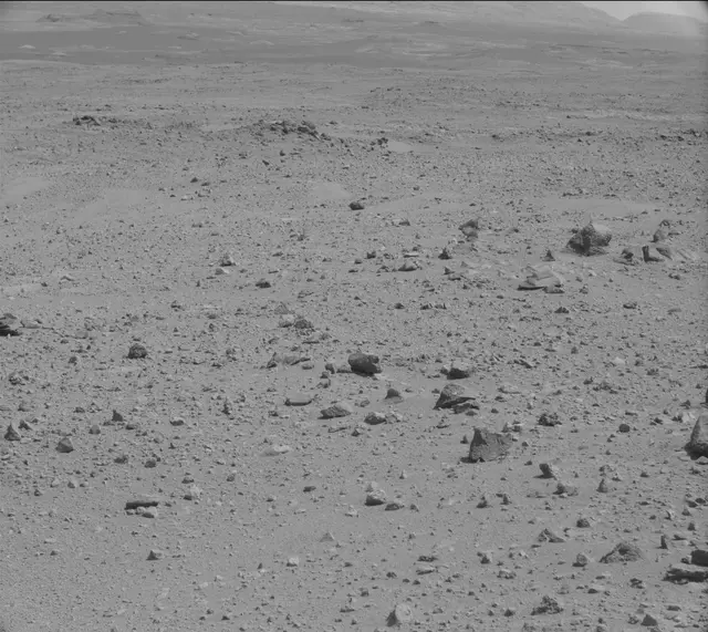 Sol 404: Mast Camera (Mastcam)