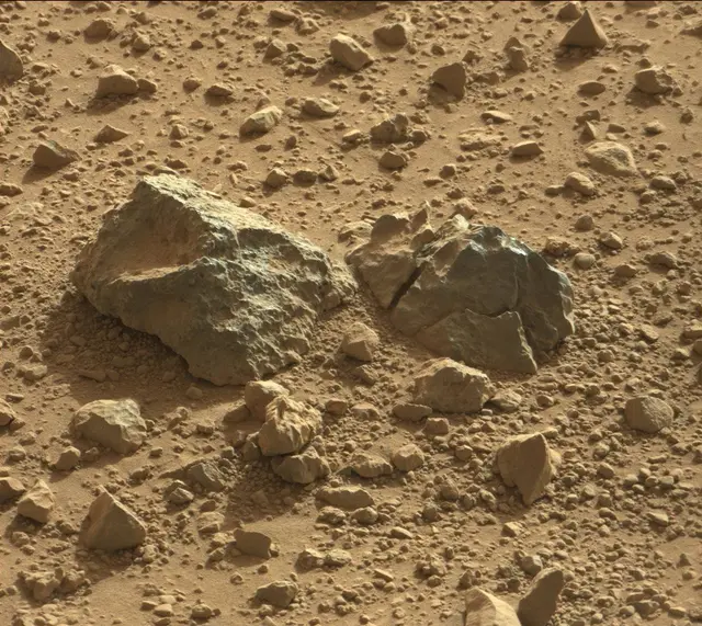 Sol 416: Mast Camera (Mastcam)
