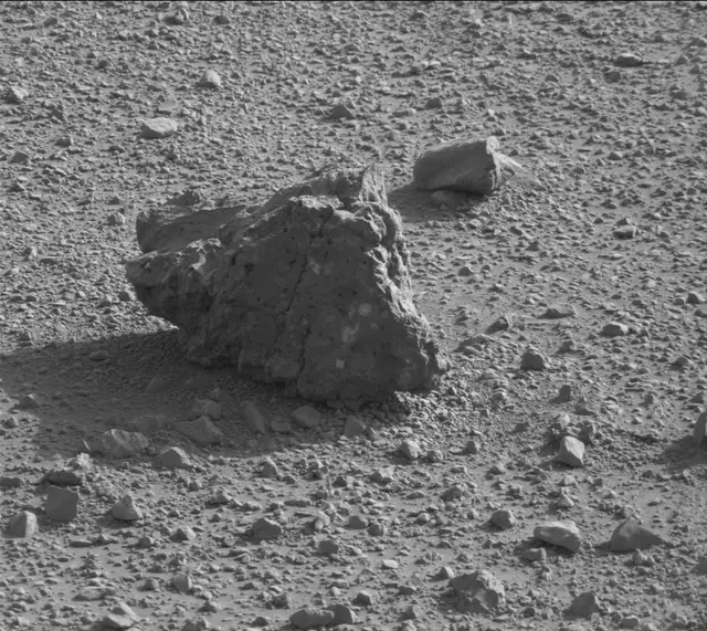Sol 416: Mast Camera (Mastcam)