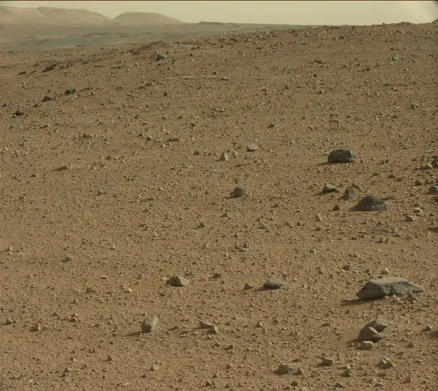 Sol 424: Mast Camera (Mastcam)