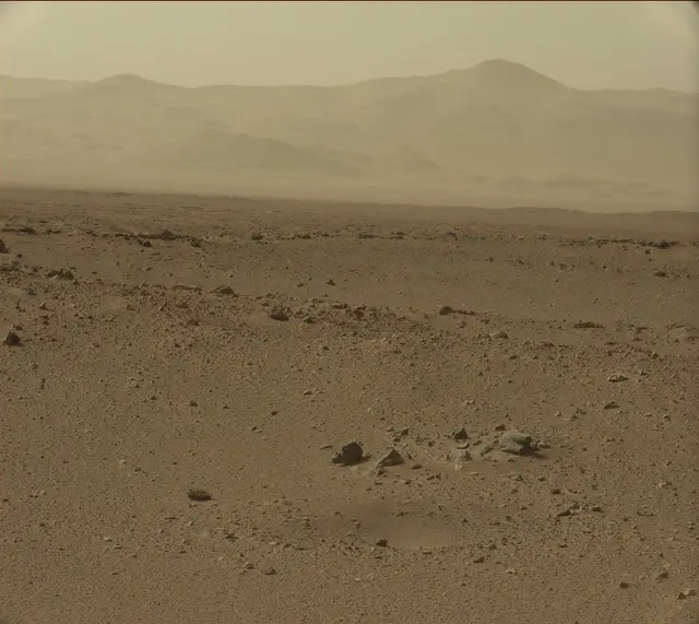Sol 425: Mast Camera (Mastcam)