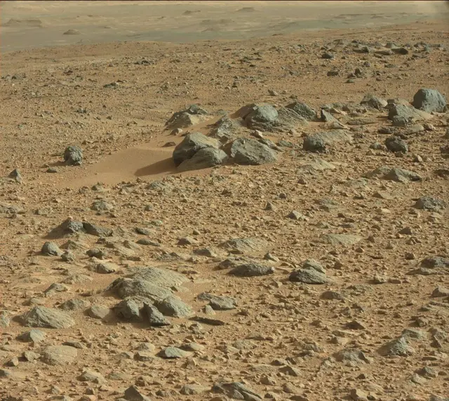 Sol 426: Mast Camera (Mastcam)