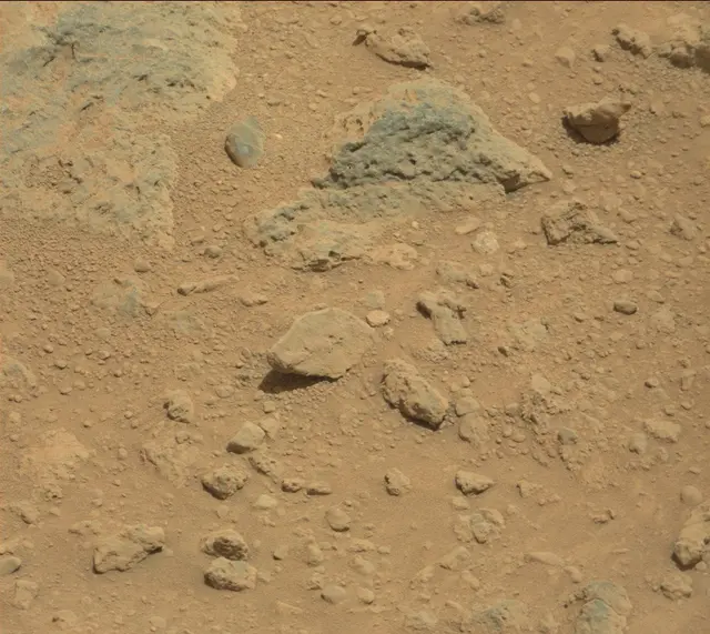 Sol 429: Mast Camera (Mastcam)