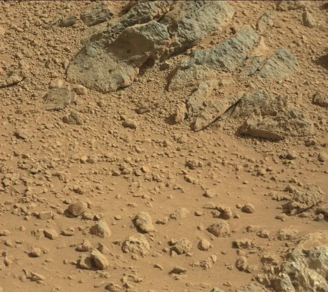 Sol 435: Mast Camera (Mastcam)