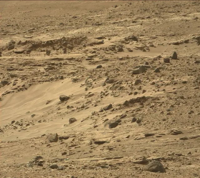 Sol 435: Mast Camera (Mastcam)