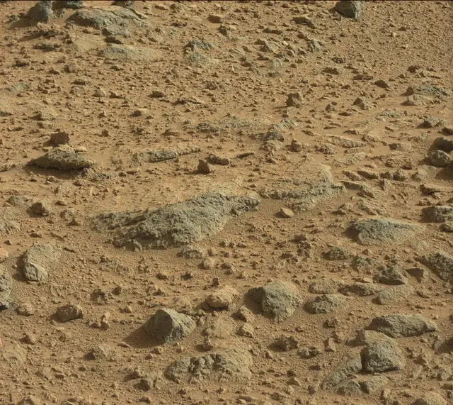 Sol 437: Mast Camera (Mastcam)
