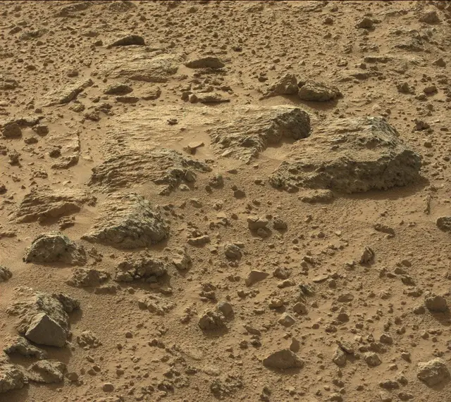 Sol 437: Mast Camera (Mastcam)