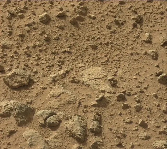 Sol 437: Mast Camera (Mastcam)