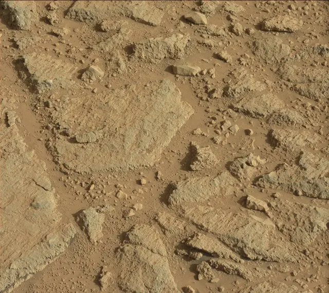 Sol 437: Mast Camera (Mastcam)