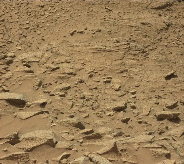 Sol 438: Mast Camera (Mastcam)