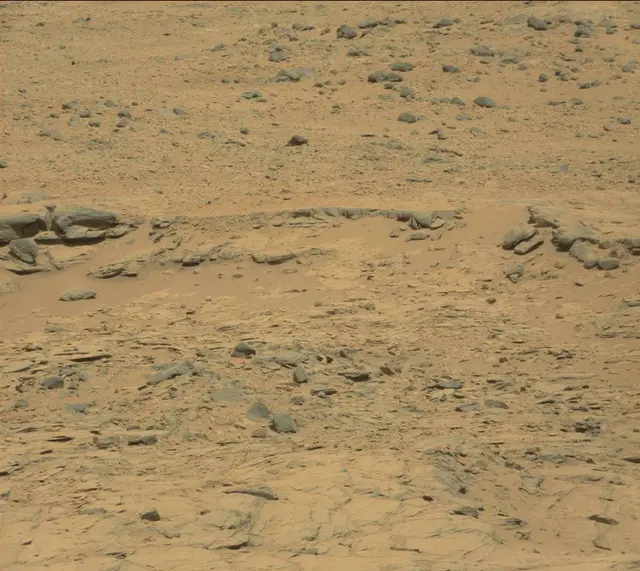 Sol 438: Mast Camera (Mastcam)