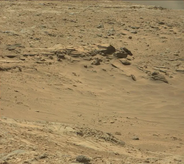 Sol 438: Mast Camera (Mastcam)