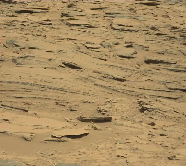Sol 439: Mast Camera (Mastcam)