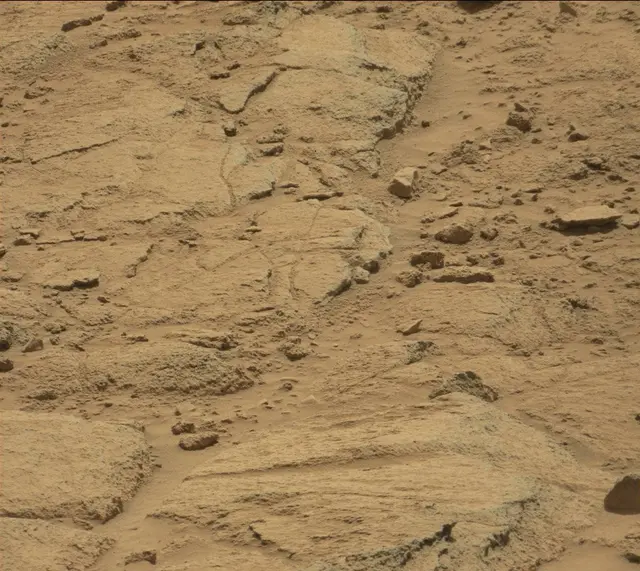 Sol 439: Mast Camera (Mastcam)