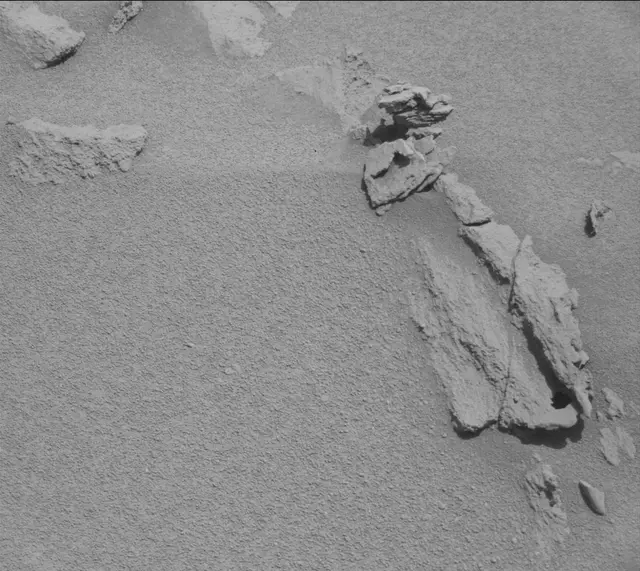 Sol 453: Mast Camera (Mastcam)