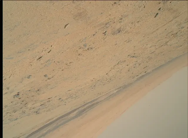 Sol 453: Mars Hand Lens Imager (MAHLI)