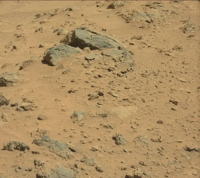 Sol 465: Mast Camera (Mastcam)