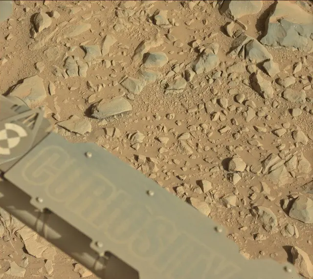 Sol 470: Mast Camera (Mastcam)