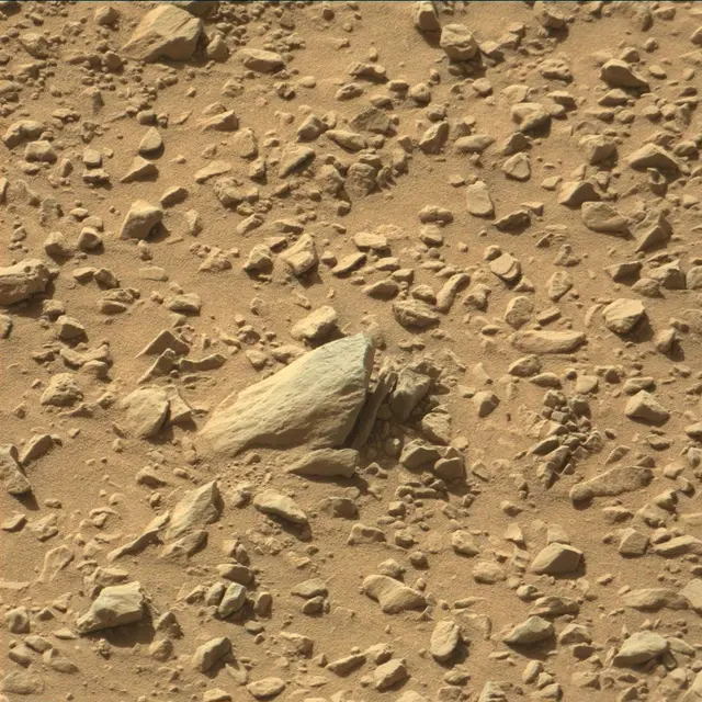 Sol 470: Mast Camera (Mastcam)