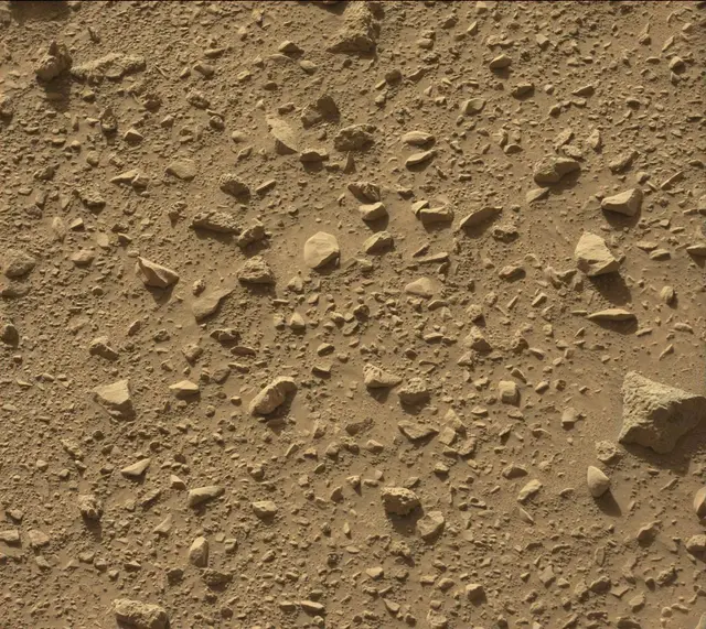 Sol 472: Mast Camera (Mastcam)