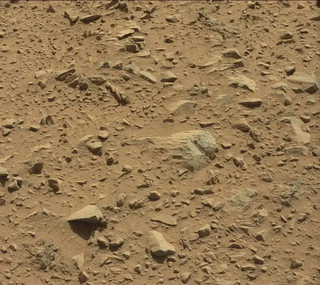 Sol 477: Mast Camera (Mastcam)