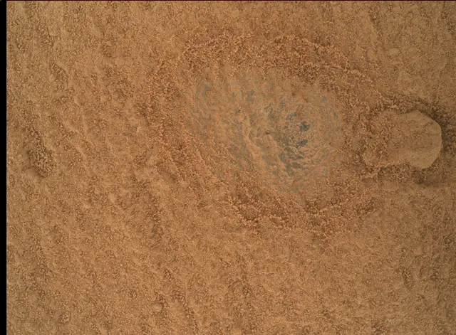 Sol 485: Mars Hand Lens Imager (MAHLI)