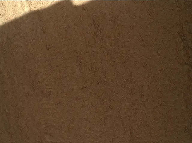 Sol 486: Mars Hand Lens Imager (MAHLI)