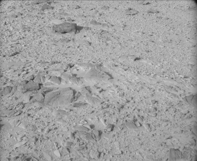 Sol 487: Mast Camera (Mastcam)