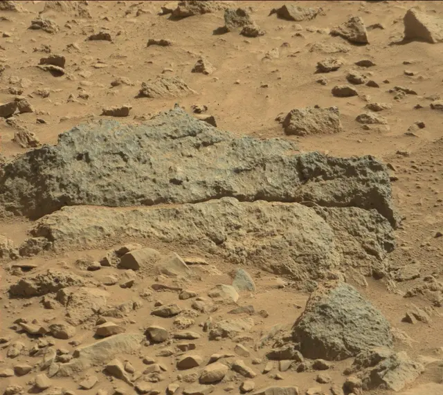 Sol 487: Mast Camera (Mastcam)