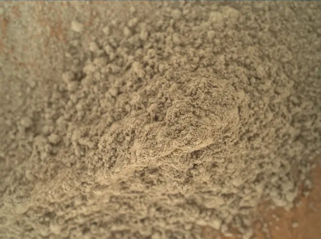 Sol 487: Mars Hand Lens Imager (MAHLI)