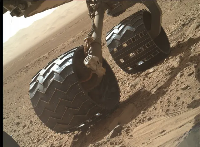 Sol 488: Mars Hand Lens Imager (MAHLI)