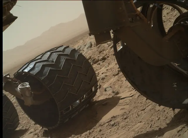 Sol 488: Mars Hand Lens Imager (MAHLI)