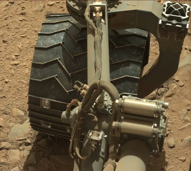 Sol 490: Mast Camera (Mastcam)