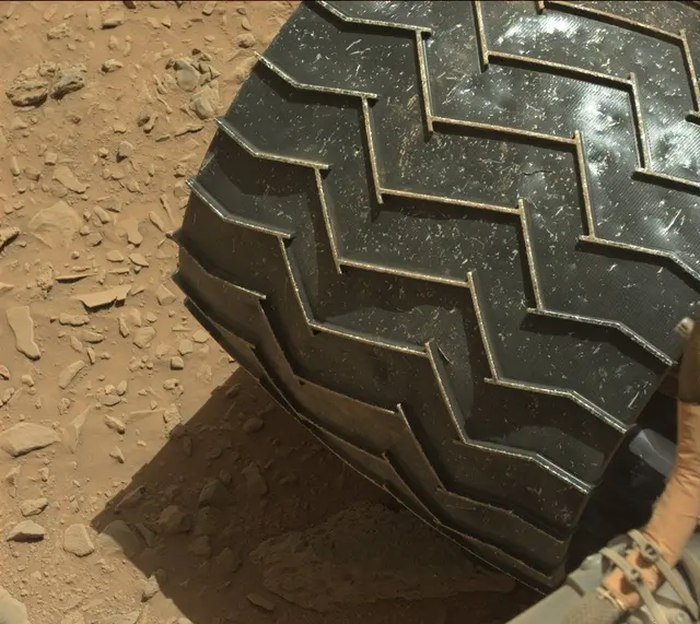 Sol 490: Mast Camera (Mastcam)