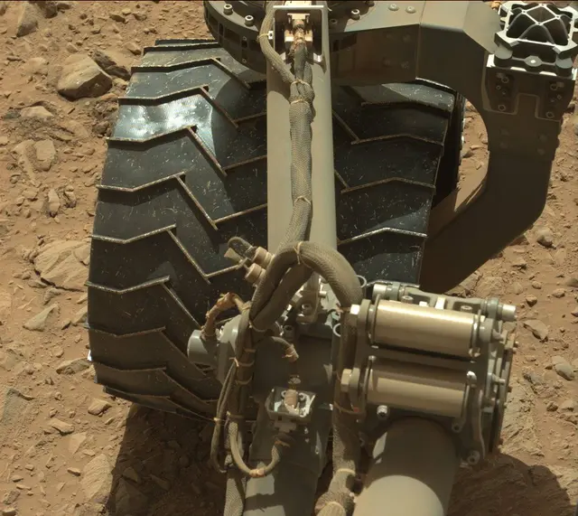 Sol 490: Mast Camera (Mastcam)