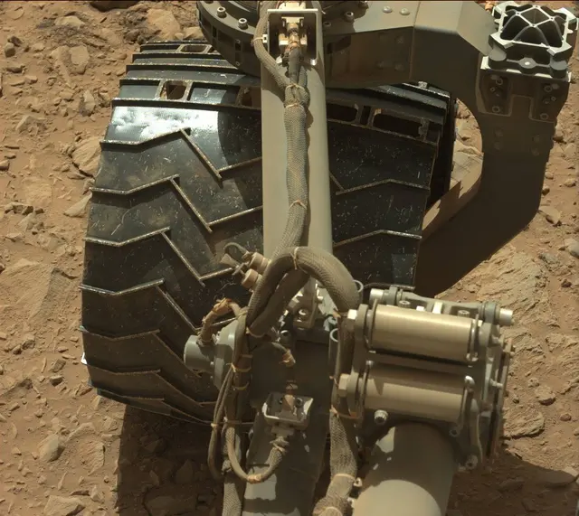 Sol 490: Mast Camera (Mastcam)