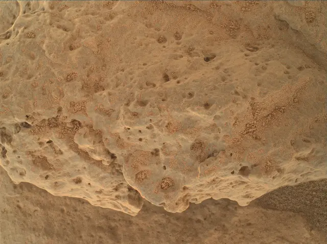 Sol 503: Mars Hand Lens Imager (MAHLI)