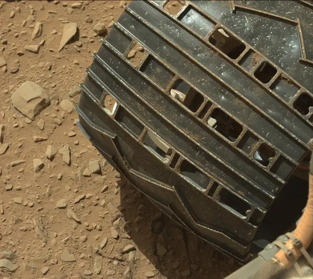 Sol 506: Mast Camera (Mastcam)
