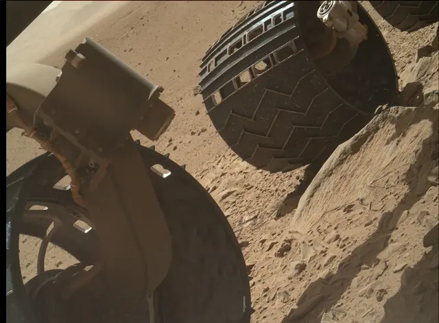 Sol 506: Mars Hand Lens Imager (MAHLI)