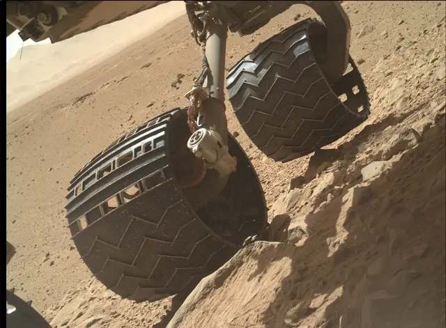 Sol 506: Mars Hand Lens Imager (MAHLI)