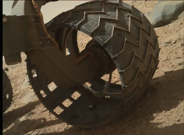 Sol 506: Mars Hand Lens Imager (MAHLI)