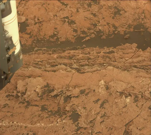 Sol 1628: Mast Camera (Mastcam)