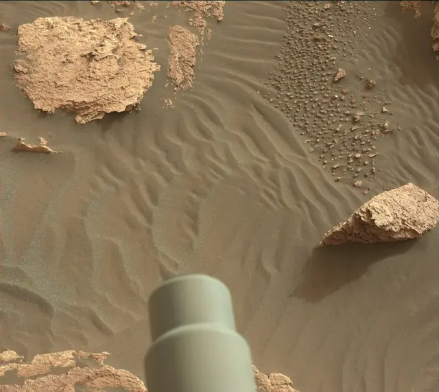 Sol 1632: Mast Camera (Mastcam)