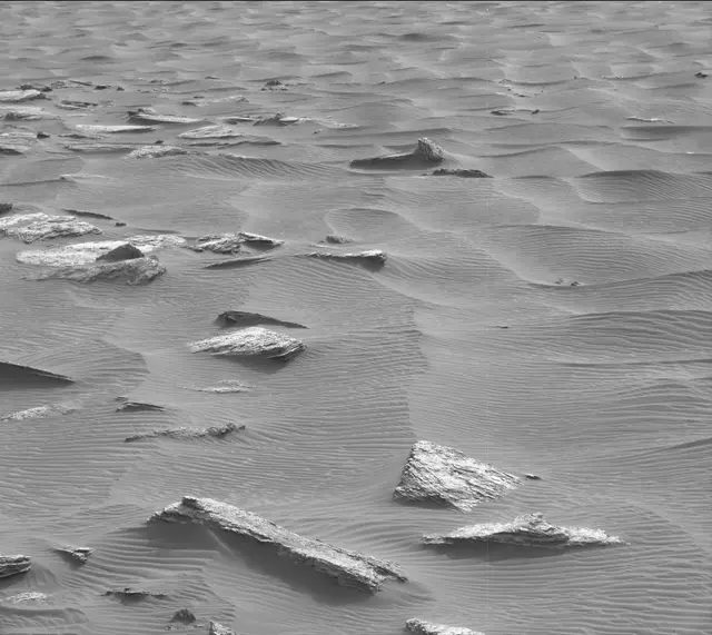 Sol 1632: Mast Camera (Mastcam)