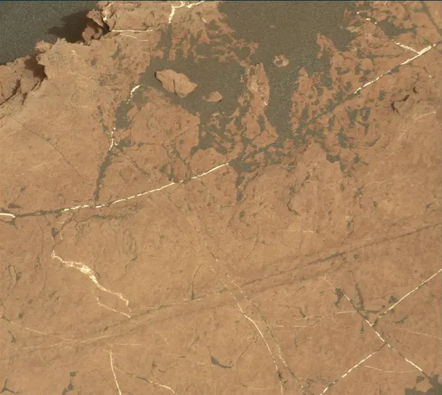 Sol 1632: Mast Camera (Mastcam)