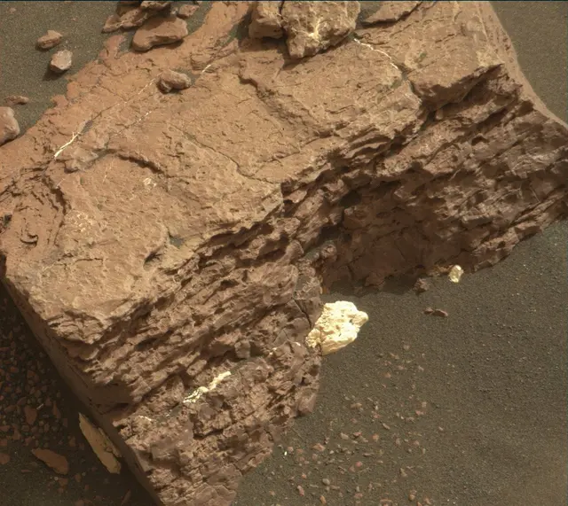 Sol 1632: Mast Camera (Mastcam)