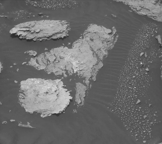 Sol 1634: Mast Camera (Mastcam)
