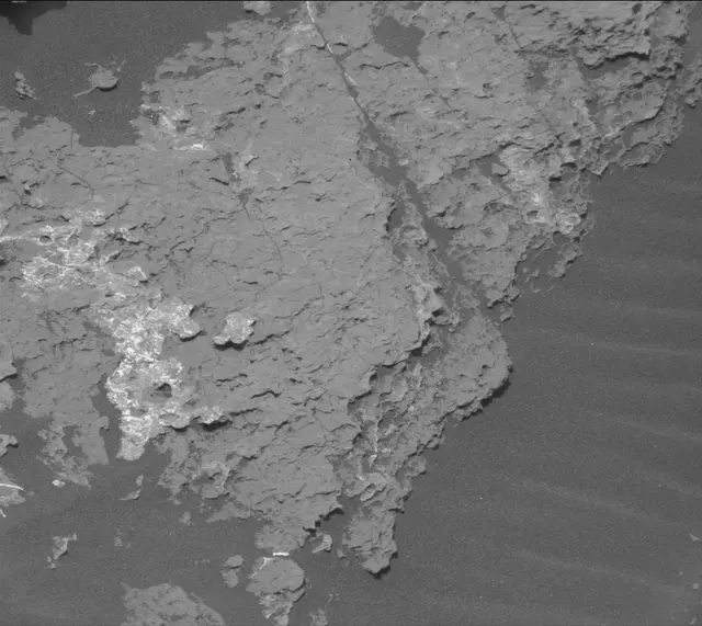 Sol 1634: Mast Camera (Mastcam)