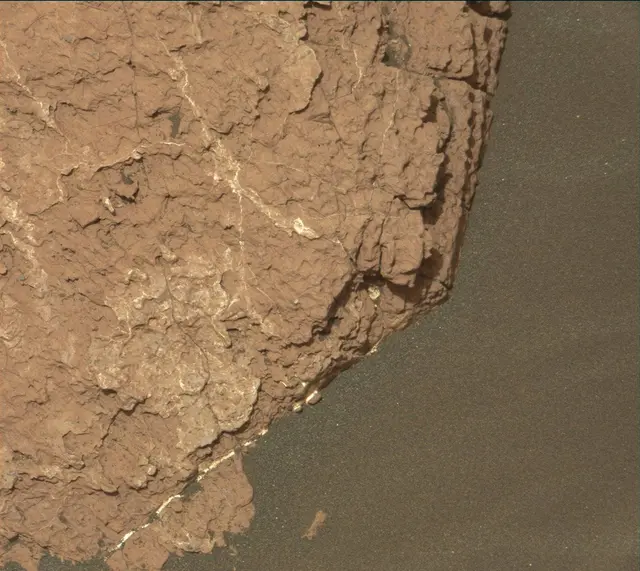 Sol 1634: Mast Camera (Mastcam)