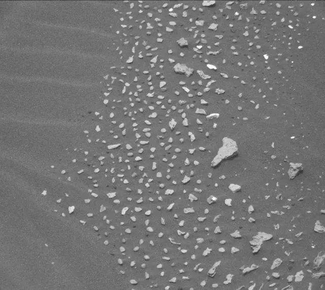 Sol 1634: Mast Camera (Mastcam)